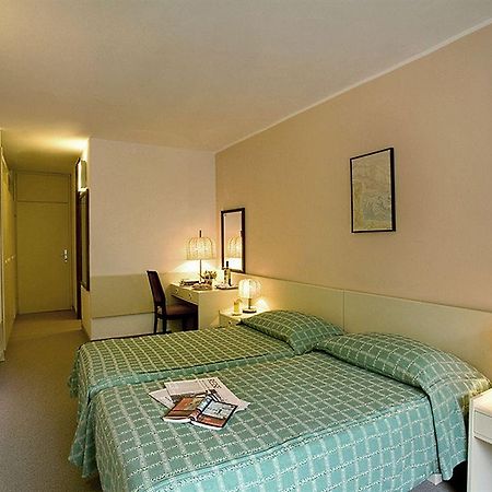 Valamar Isabella Island Resort Пореч Стая снимка