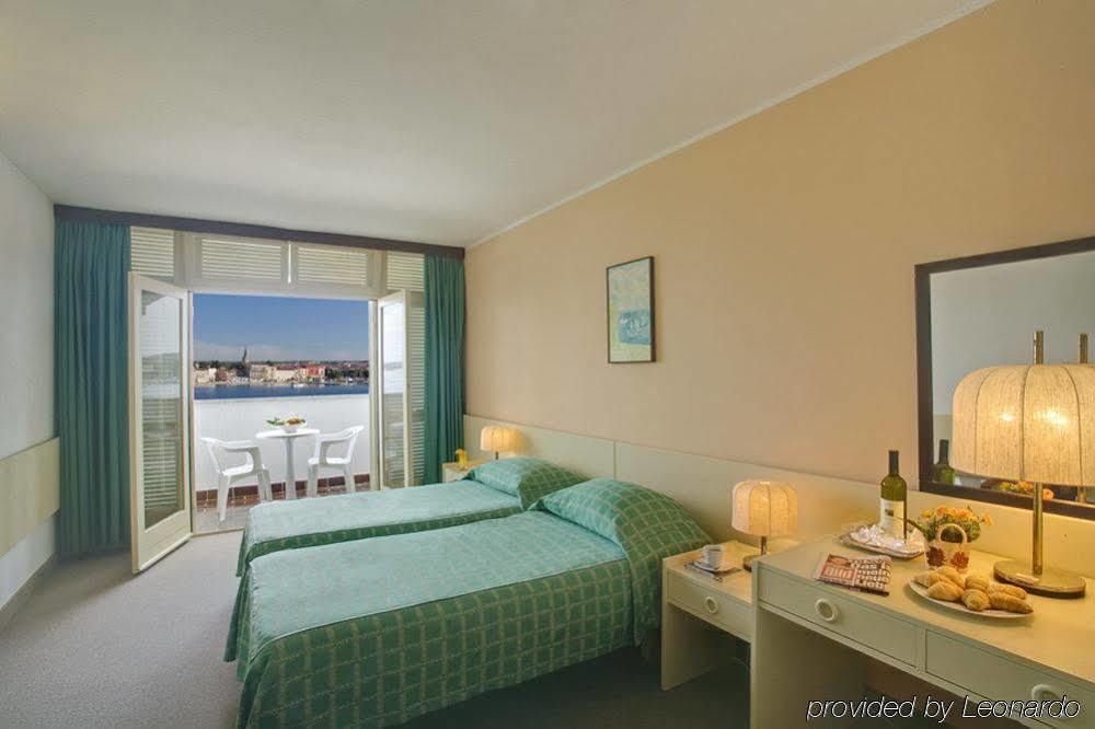 Valamar Isabella Island Resort Пореч Стая снимка